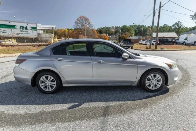 2008 Honda Accord 8th Gen - Image 13 of 21