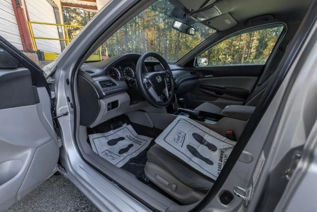 2008 Honda Accord 8th Gen - Image 20 of 21