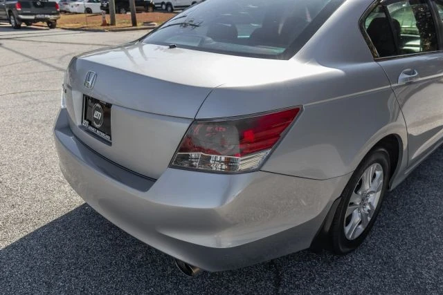 2008 Honda Accord 8th Gen - Image 14 of 21