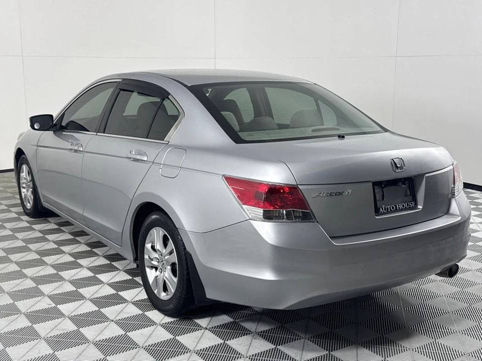 2008 Honda Accord 8th Gen - Image 7 of 21