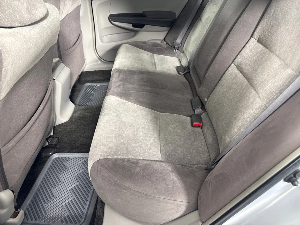 2008 Honda Accord 8th Gen - Image 17 of 21