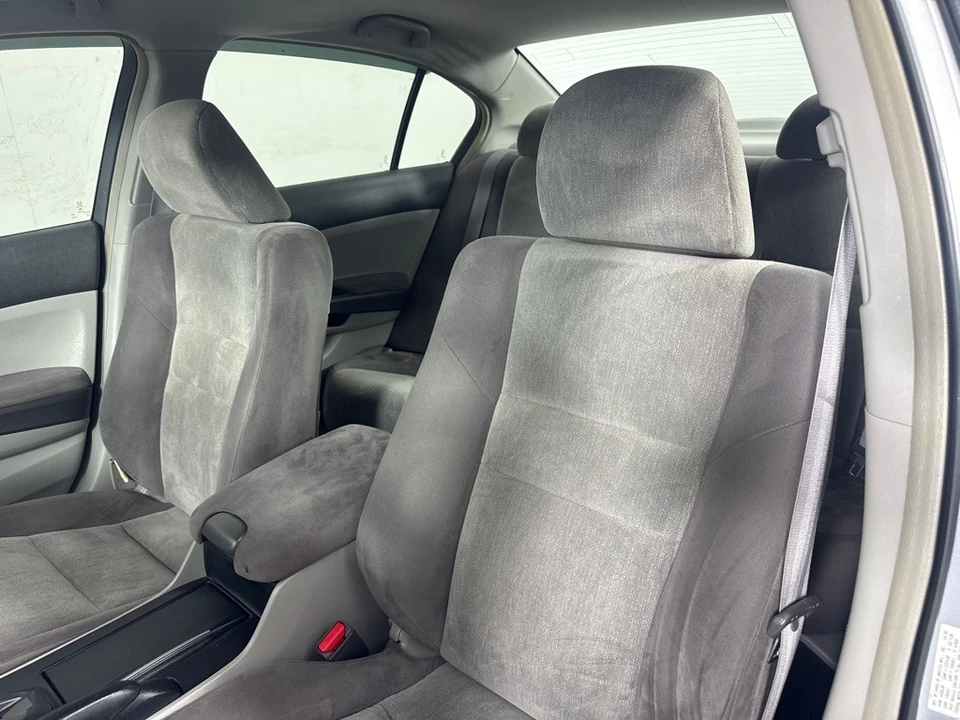 2008 Honda Accord 8th Gen - Image 13 of 21