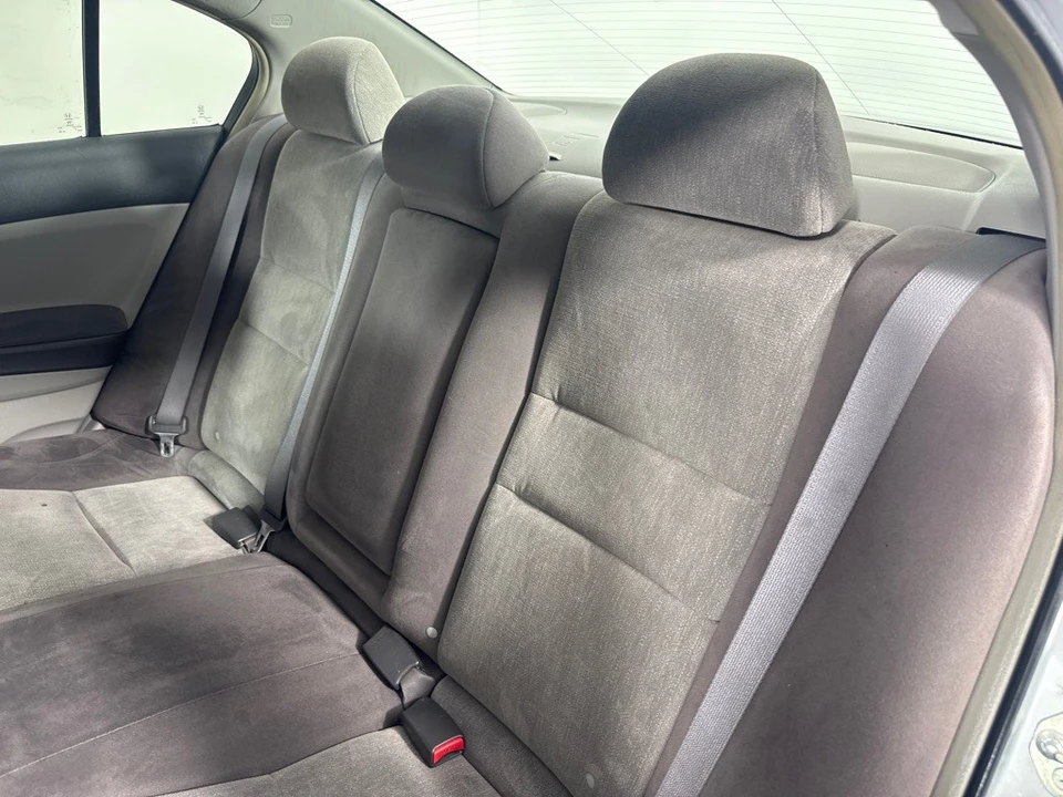 2008 Honda Accord 8th Gen - Image 18 of 21