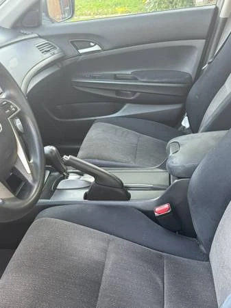 2008 Honda Accord 8th Gen - Image 5 of 6