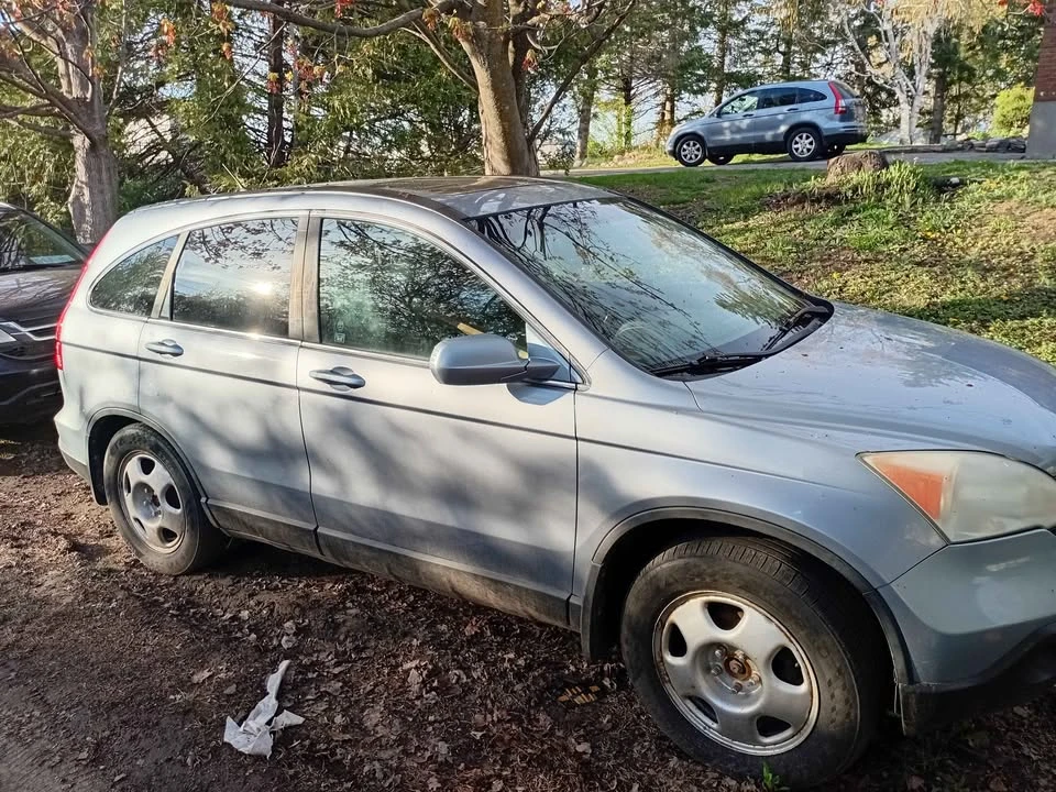 2008 Honda CR-V 3rd Gen - Image 2 of 3