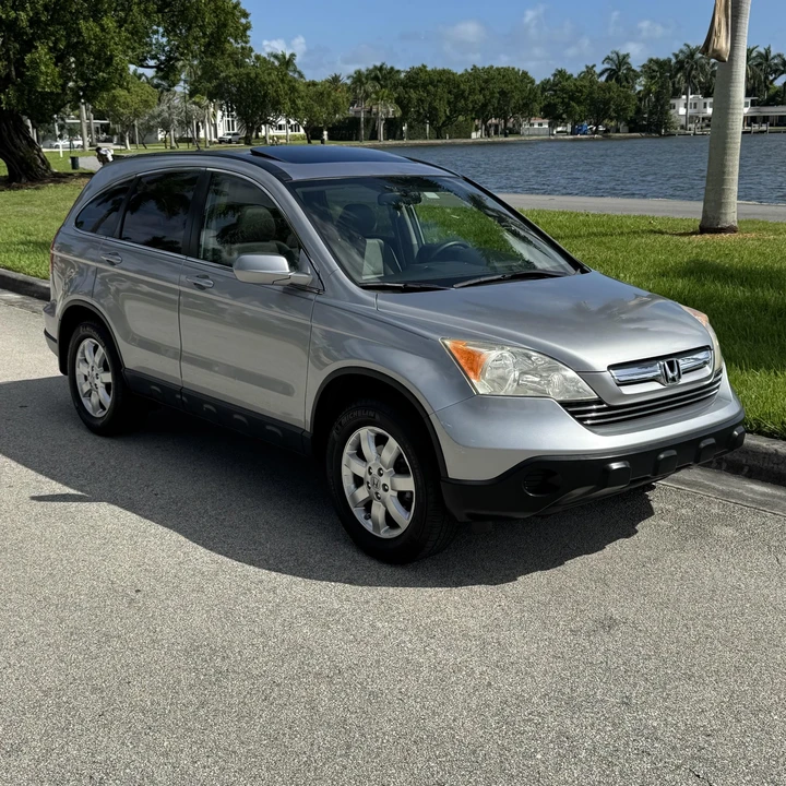 2008 Honda CR-V 3rd Gen - Image 2 of 21