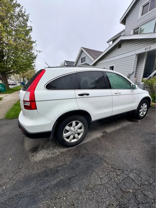 2008 Honda CR-V 3rd Gen - Image 3 of 7
