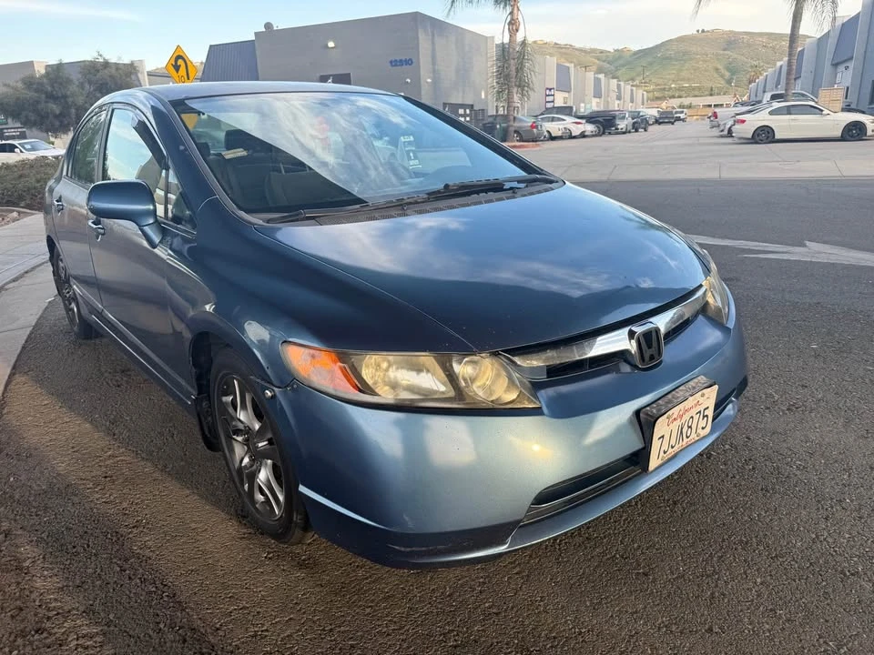 2008 Honda Civic 8th Gen - Image 2 of 6