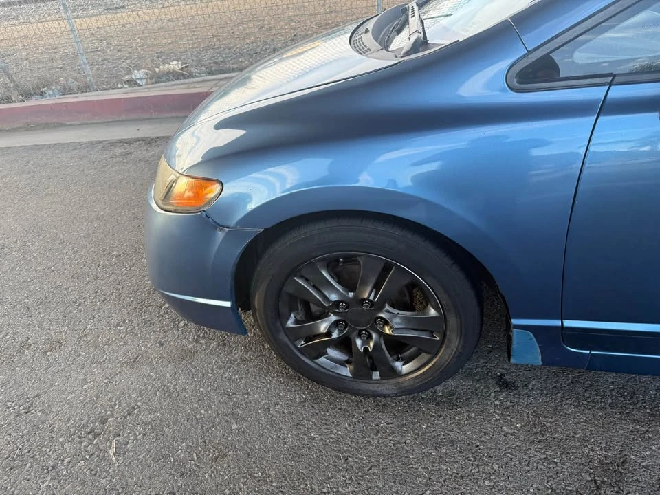2008 Honda Civic 8th Gen - Image 5 of 6