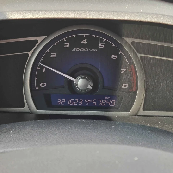 2008 Honda Civic 8th Gen - Image 6 of 9