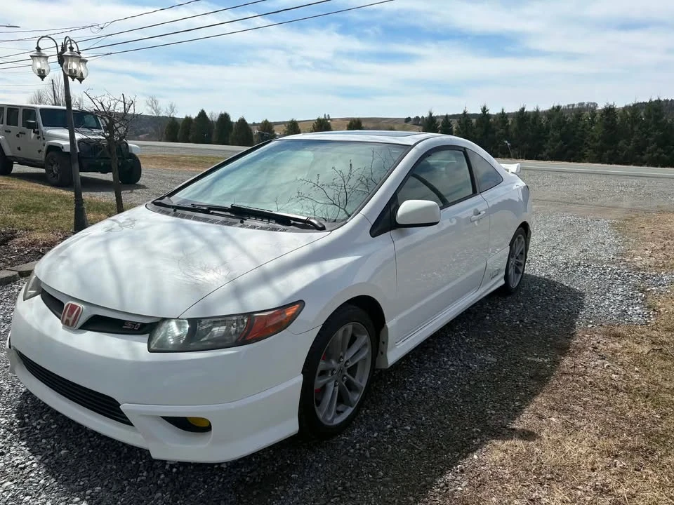 2008 Honda Civic 8th Gen - Image 2 of 7