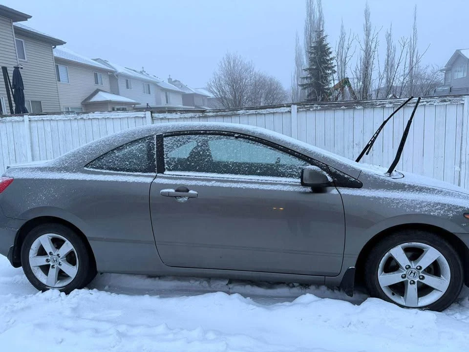 2008 Honda Civic 8th Gen - Image 7 of 12