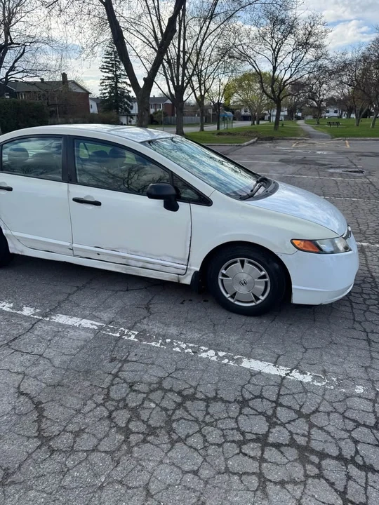 2008 Honda Civic 8th Gen - Image 8 of 17