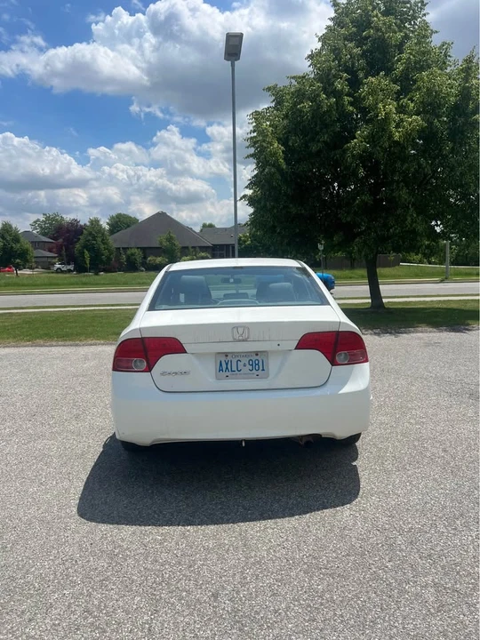 2008 Honda Civic 8th Gen - Image 6 of 8