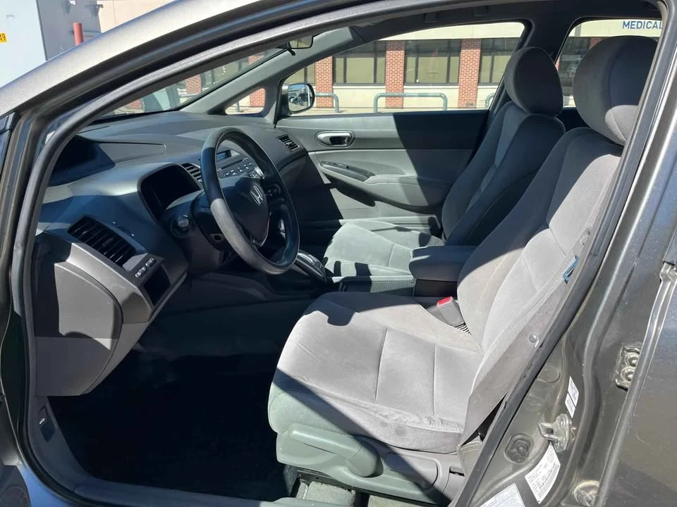 2008 Honda Civic 8th Gen - Image 9 of 15