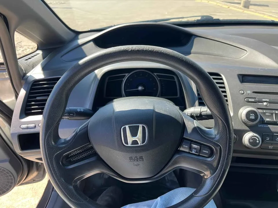 2008 Honda Civic 8th Gen - Image 8 of 15