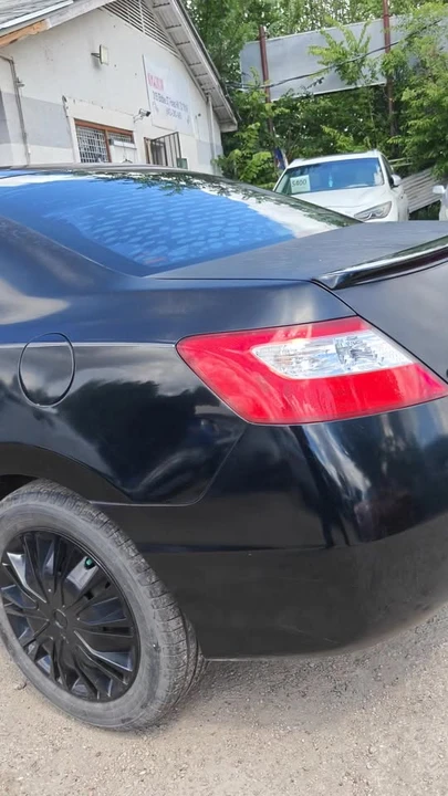 2008 Honda Civic 8th Gen - Image 13 of 13