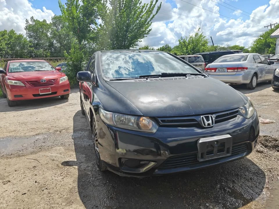 2008 Honda Civic 8th Gen - Image 3 of 13