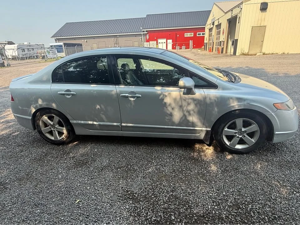 2008 Honda Civic 8th Gen - Image 5 of 10