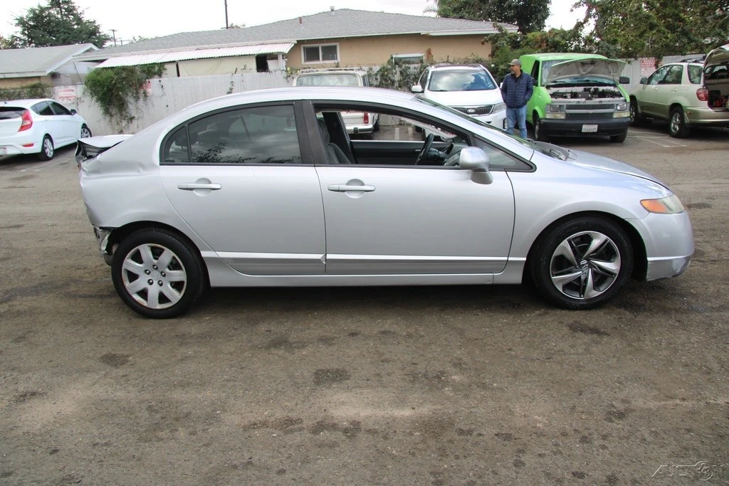 2008 Honda Civic 8th Gen - Image 7 of 21