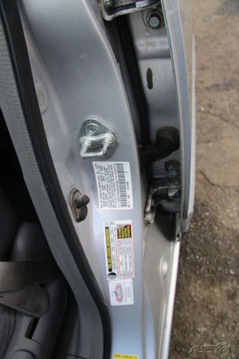 2008 Honda Civic 8th Gen - Image 10 of 21