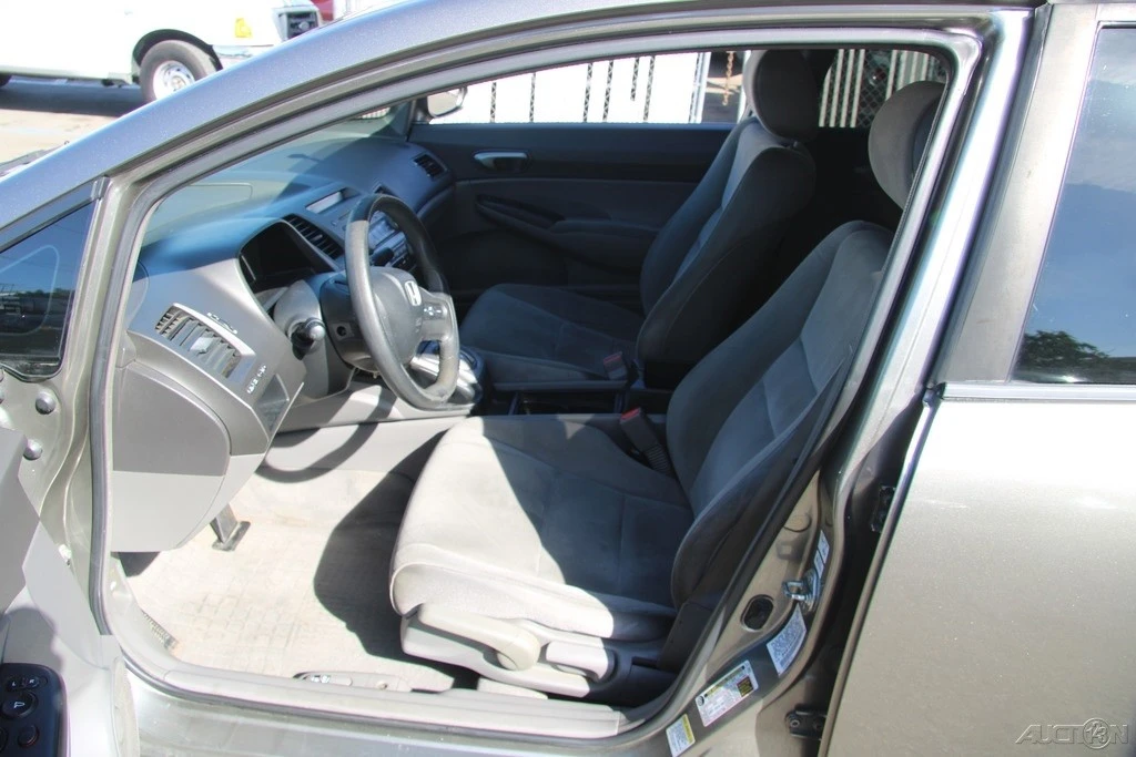2008 Honda Civic 8th Gen - Image 14 of 21