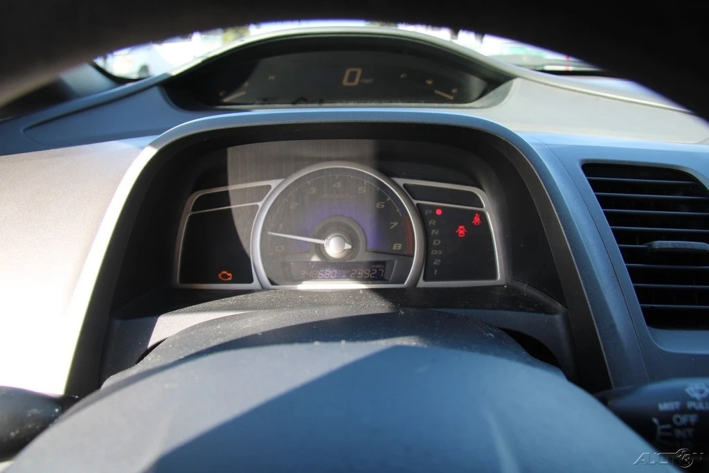 2008 Honda Civic 8th Gen - Image 16 of 21