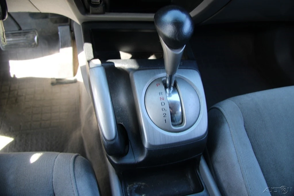 2008 Honda Civic 8th Gen - Image 19 of 21
