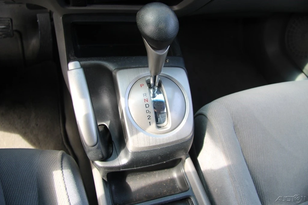 2008 Honda Civic 8th Gen - Image 19 of 21