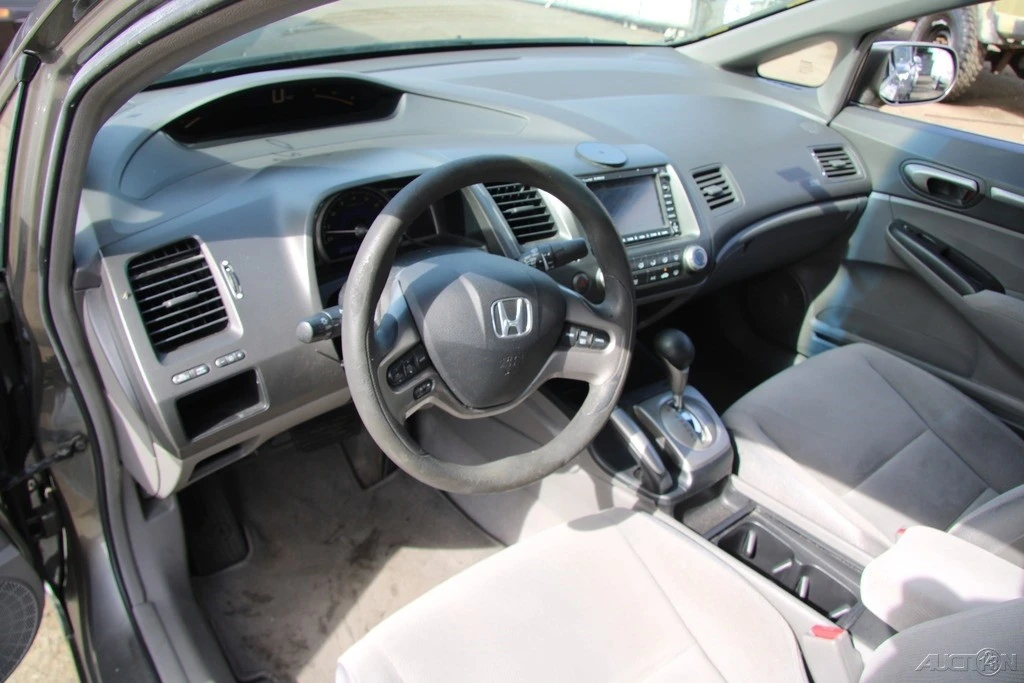 2008 Honda Civic 8th Gen - Image 15 of 21