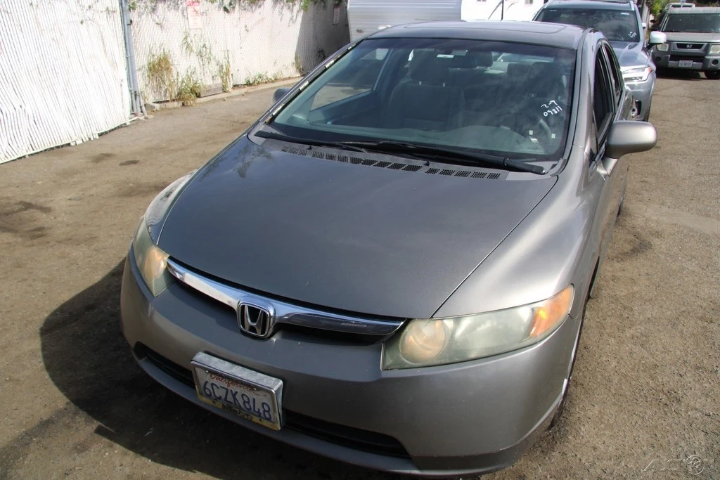 2008 Honda Civic 8th Gen - Image 10 of 21