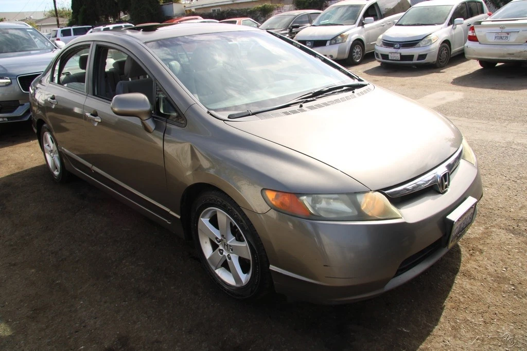 2008 Honda Civic 8th Gen - Image 8 of 21