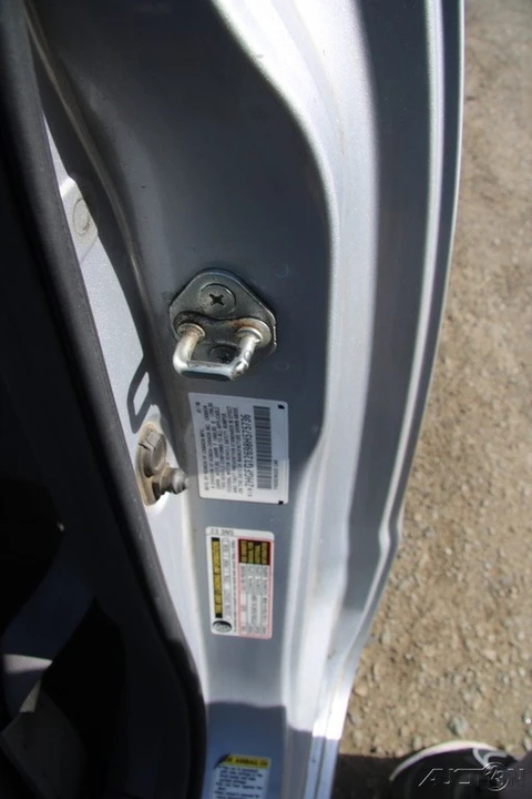 2008 Honda Civic 8th Gen - Image 10 of 21