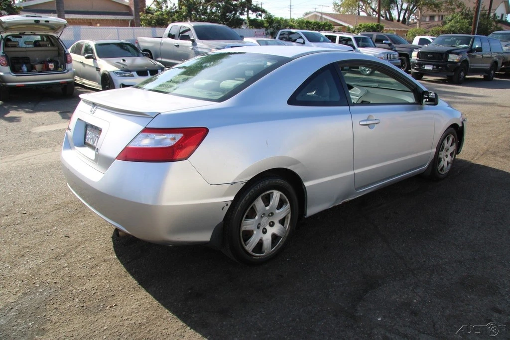 2008 Honda Civic 8th Gen - Image 6 of 21