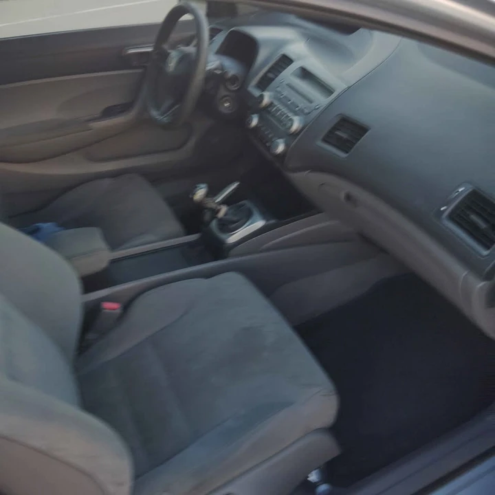 2008 Honda Civic 8th Gen - Image 9 of 11