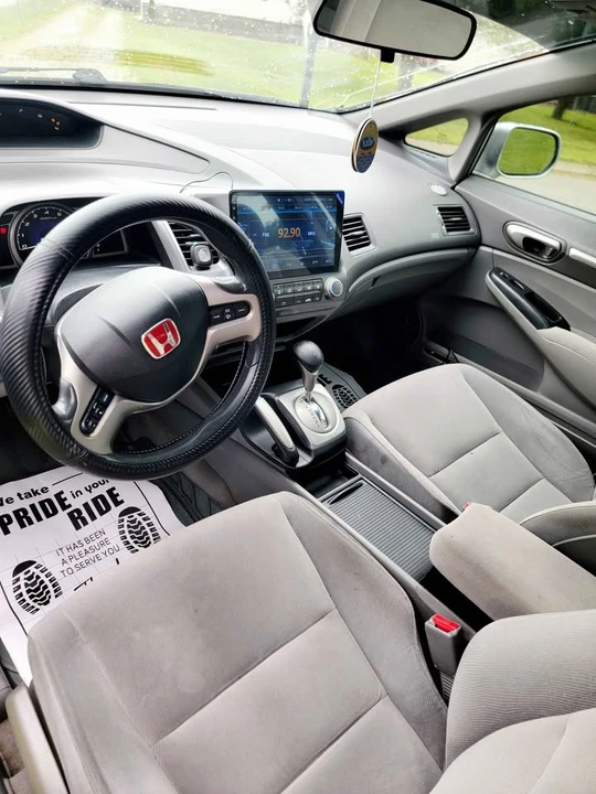 2008 Honda Civic 8th Gen - Image 9 of 10