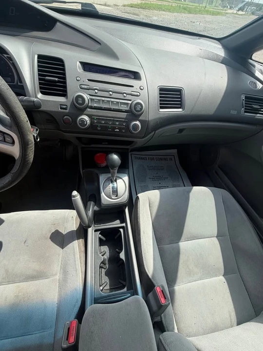 2008 Honda Civic 8th Gen - Image 8 of 11