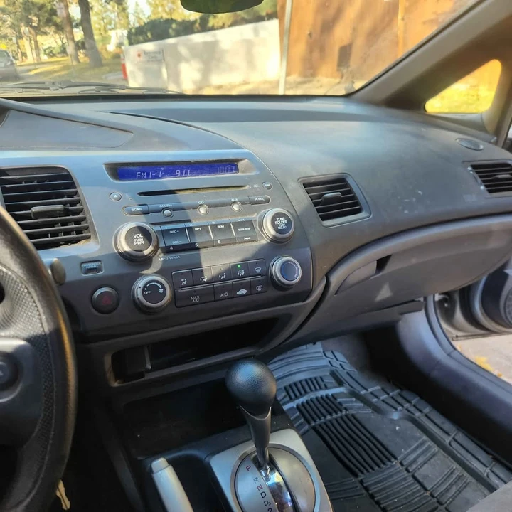 2008 Honda Civic 8th Gen - Image 9 of 10