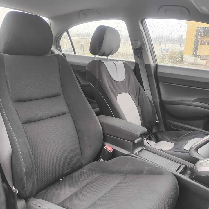 2008 Honda Civic 8th Gen - Image 10 of 16
