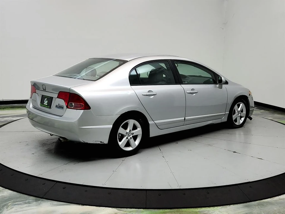 2008 Honda Civic 8th Gen - Image 5 of 31