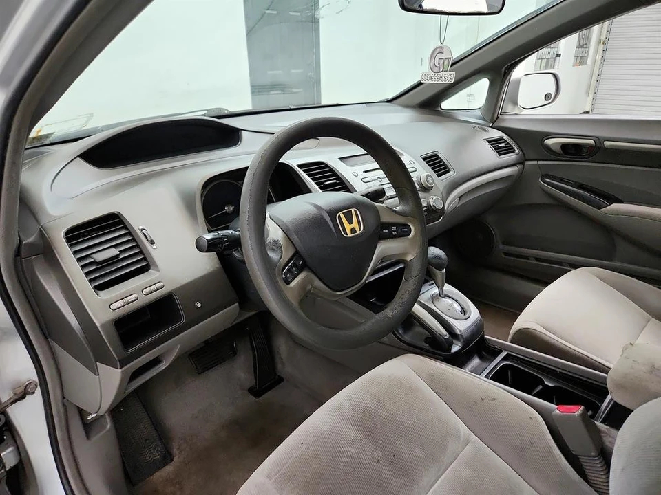 2008 Honda Civic 8th Gen - Image 13 of 31