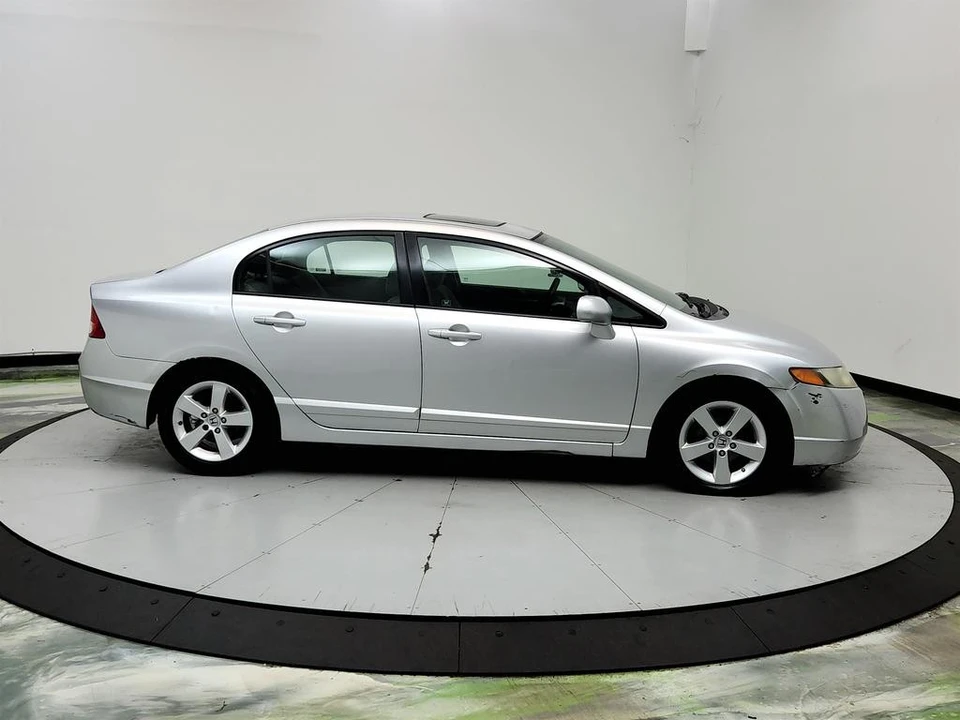 2008 Honda Civic 8th Gen - Image 4 of 31