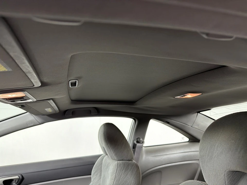 2008 Honda Civic 8th Gen - Image 11 of 21