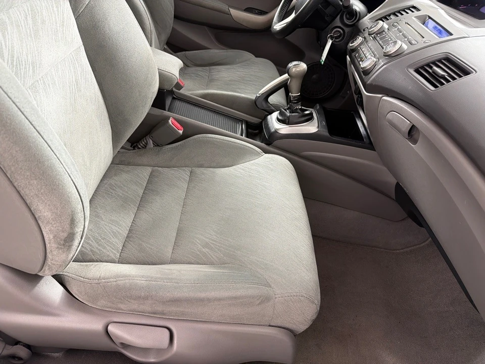 2008 Honda Civic 8th Gen - Image 18 of 21