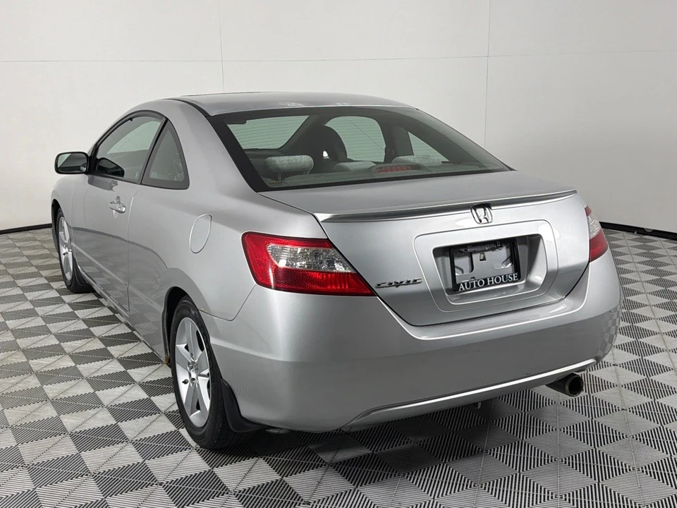 2008 Honda Civic 8th Gen - Image 7 of 21
