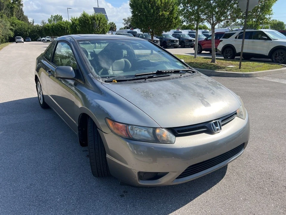 2008 Honda Civic 8th Gen - Image 2 of 12
