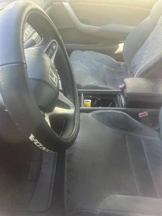 2008 Honda Civic 8th Gen - Image 3 of 7