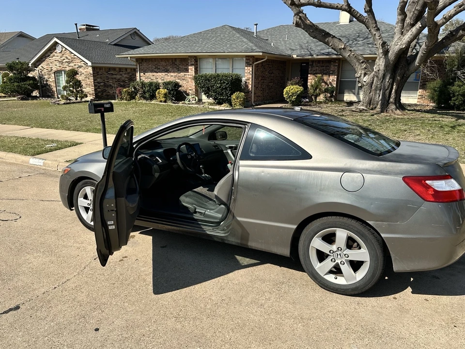 2008 Honda Civic 8th Gen - Image 4 of 12