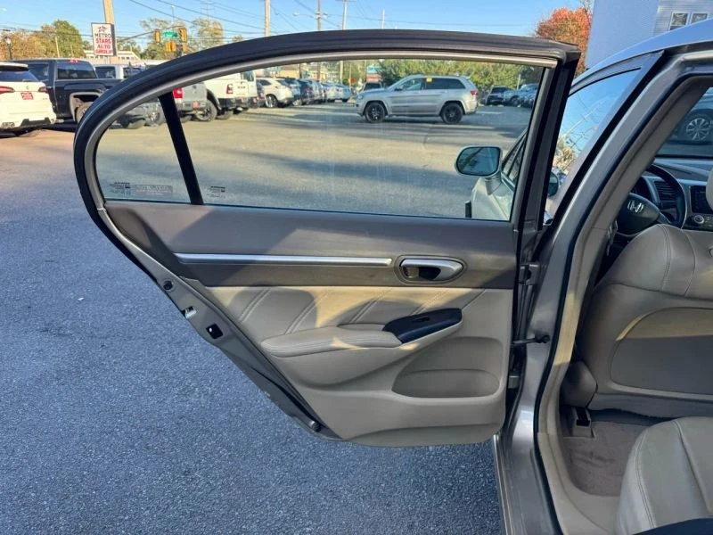 2008 Honda Civic 8th Gen - Image 11 of 12