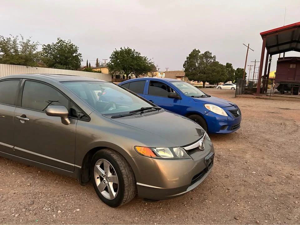 2008 Honda Civic - Image 7 of 17